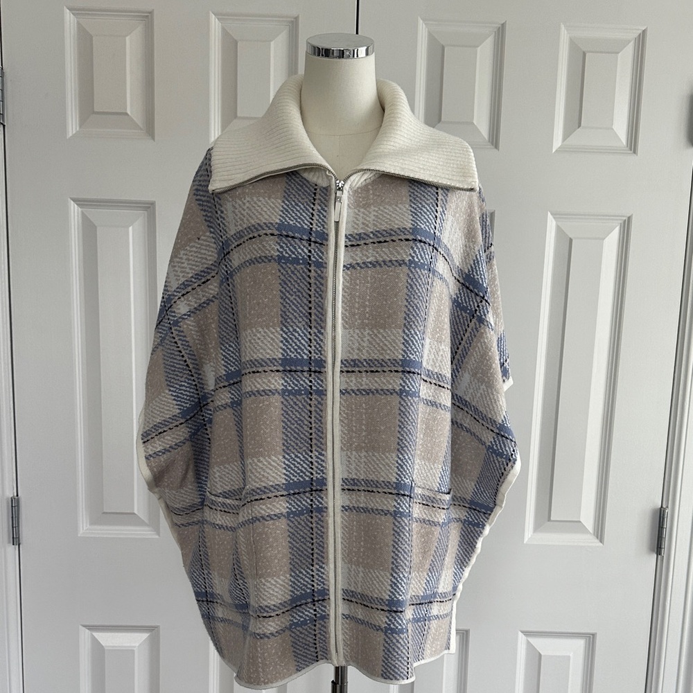 Tahari Women's Gray Plaid Zip-Front Poncho Cape Sweater Oversized Cozy Size L-XL